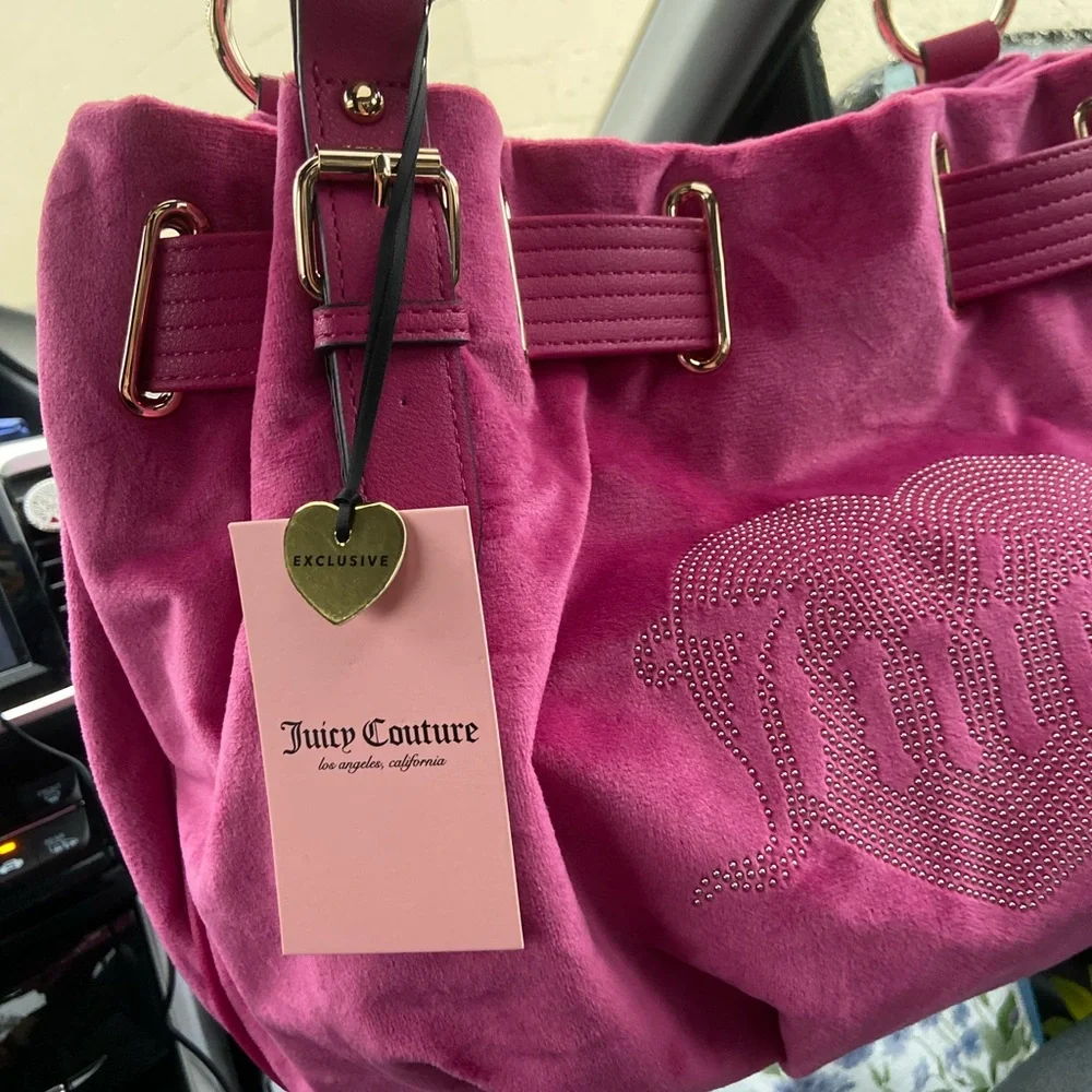 Juicy Couture Fuchsia Velvet Shoulder Bag - Picture 5 of 6